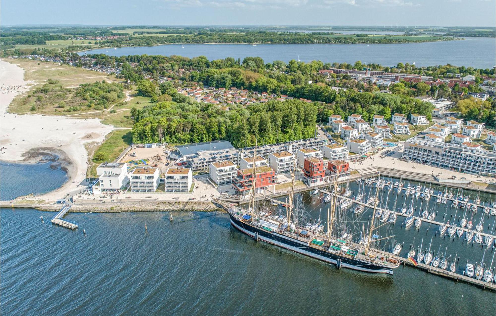 1 Bedroom Gorgeous Apartment In Luebeck Travemuende Екстер'єр фото